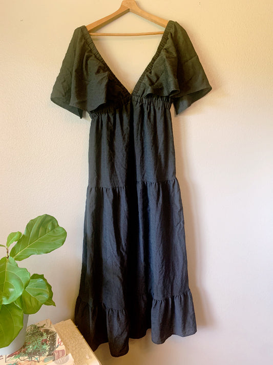(L) Black Textured Maxi Dress