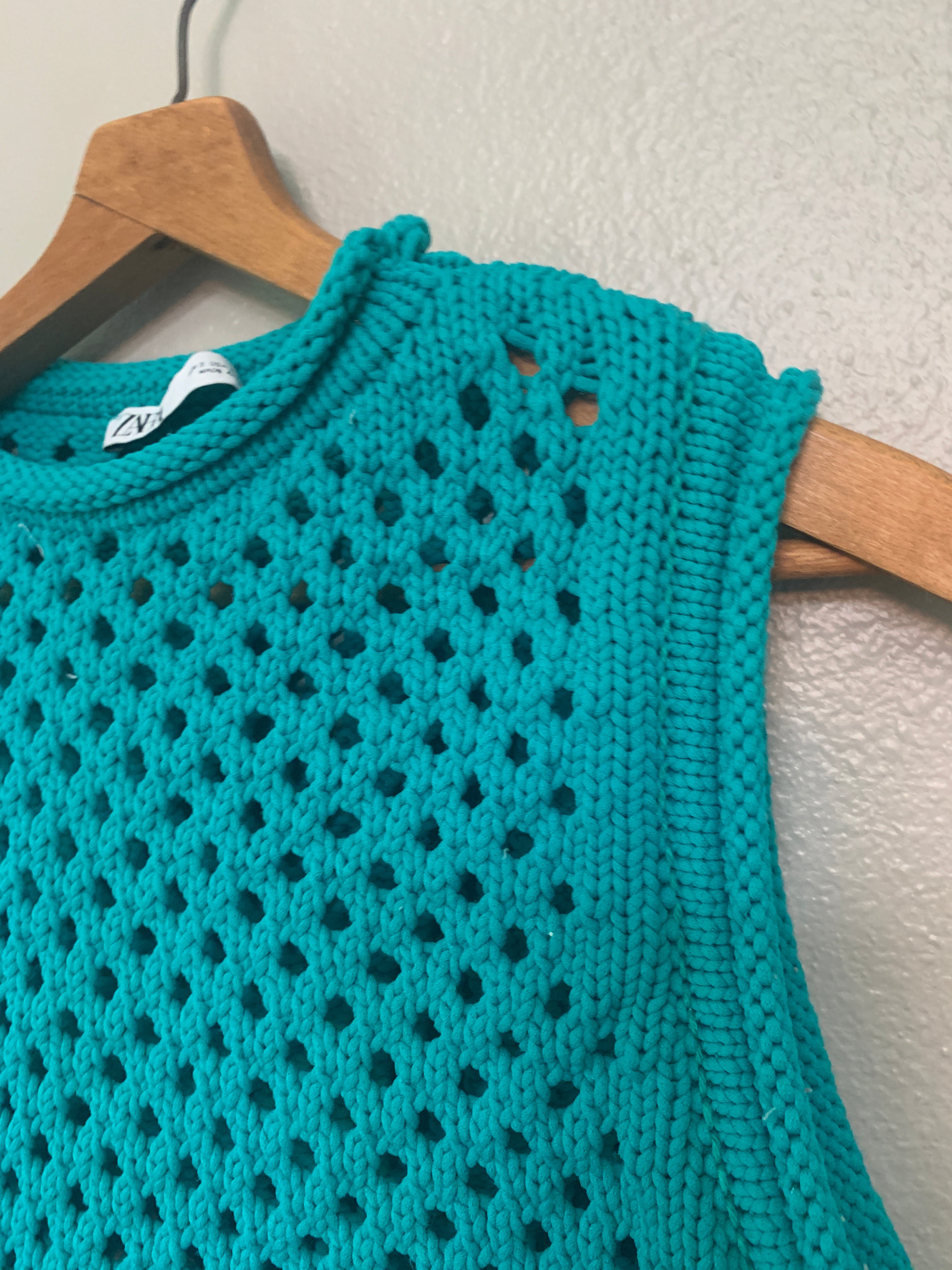 (S) Zara Crochet Knit Vest