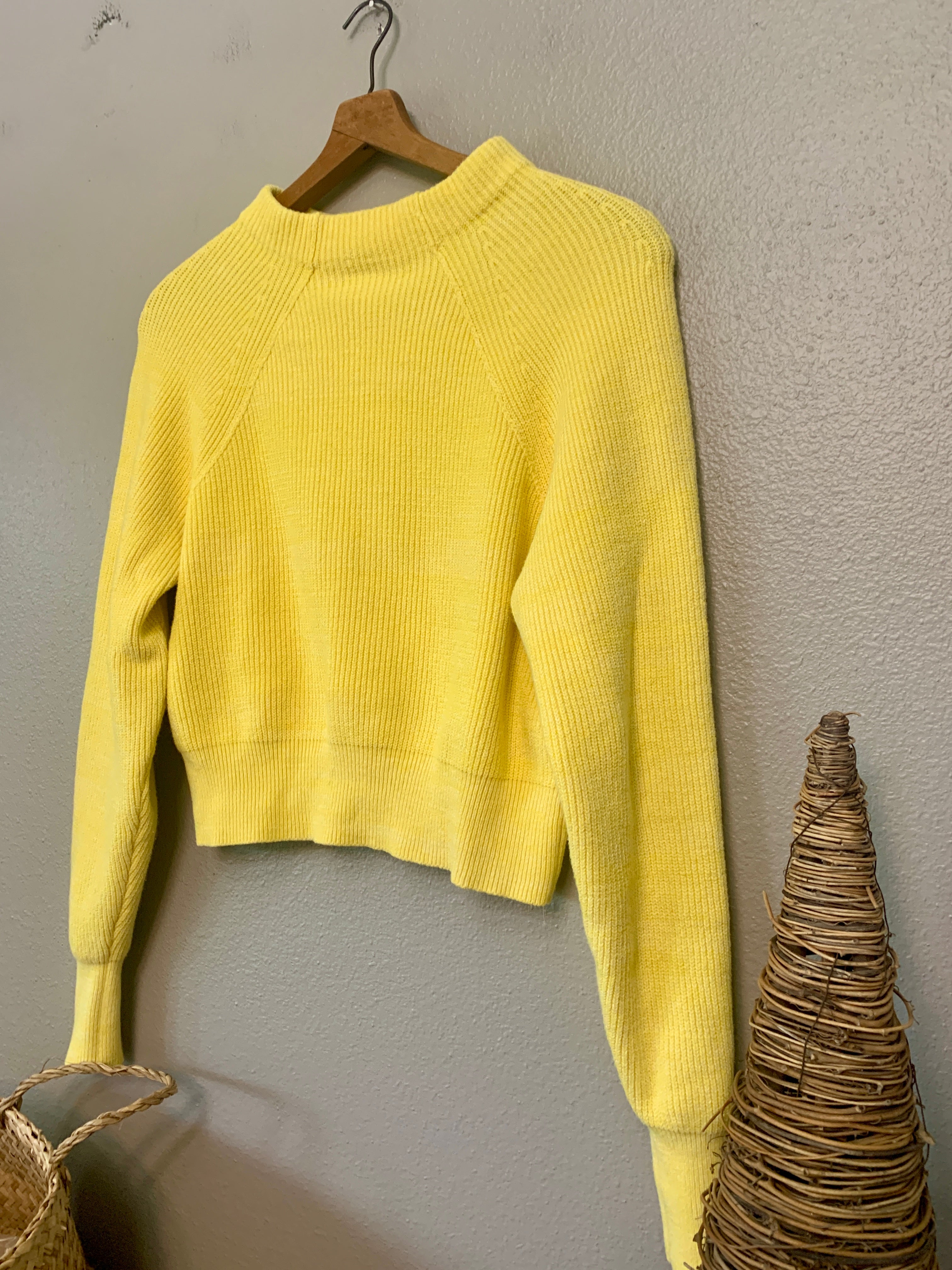 (XS) Free People Too Good Yellow Knit Pullover Sweater
