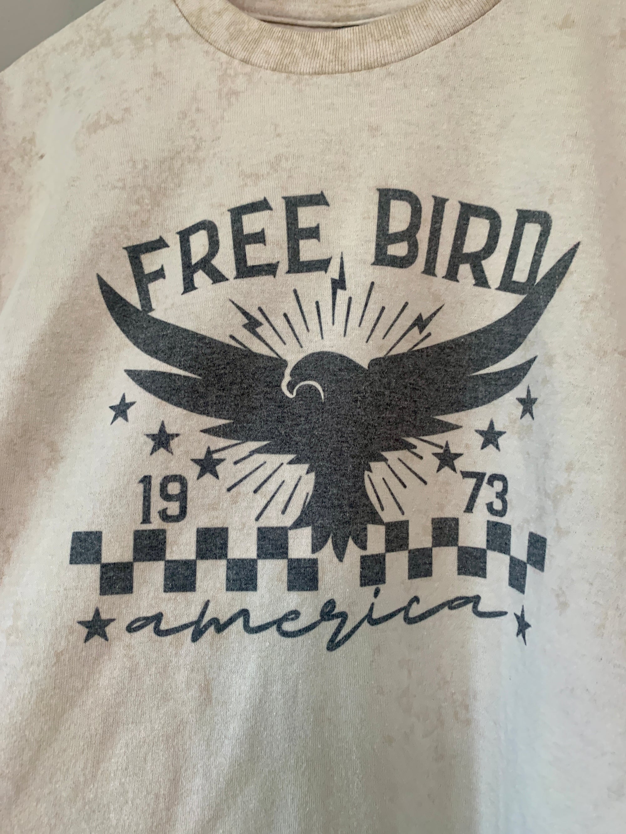 (L) Free Bird Cropped / Cut tee